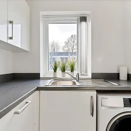 Apartament Luxury Centre Townhouse With Free Parking - Sleeps 4 - Perfect For Contractors, Business Travellers, Families And Other Groups - Near Bullring, Newstreet, Selfridges, Nec, Nia & Airport Birmingham
