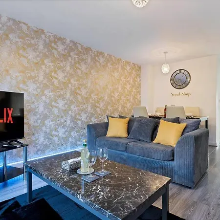 Luxury Centre Townhouse With Free Parking - Sleeps 4 - Perfect For Contractors, Business Travellers, Families And Other Groups - Near Bullring, Newstreet, Selfridges, Nec, Nia & Airport * Birmingham