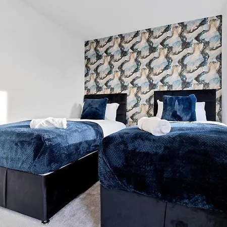 Luxury Centre Townhouse With Free Parking - Sleeps 4 - Perfect For Contractors, Business Travellers, Families And Other Groups - Near Bullring, Newstreet, Selfridges, Nec, Nia & Airport Apartament Birmingham